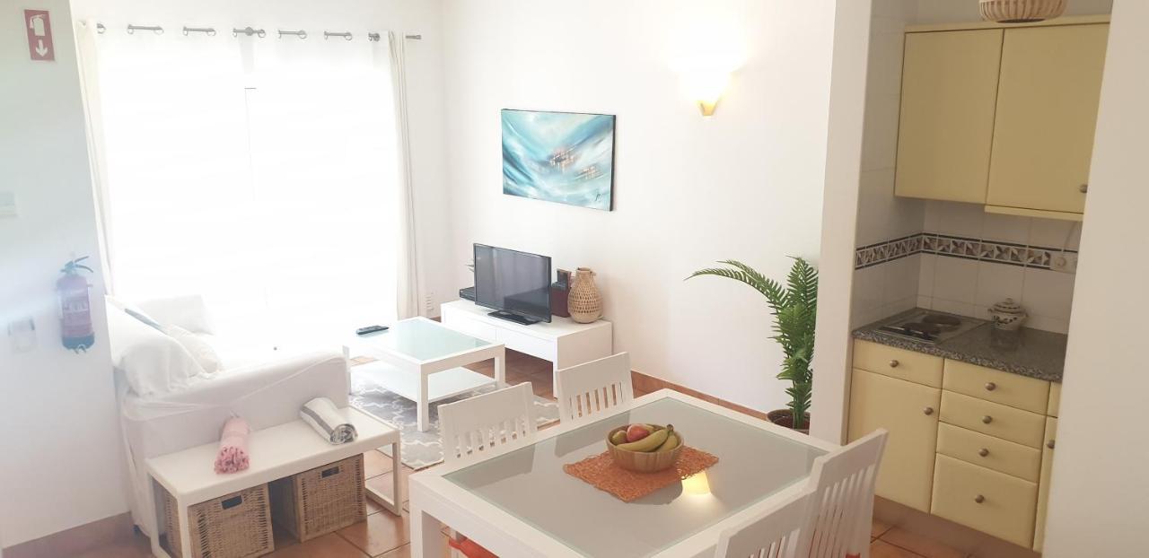 Apartment Vila Mós in Porto Mós Beach Lagos Esterno foto